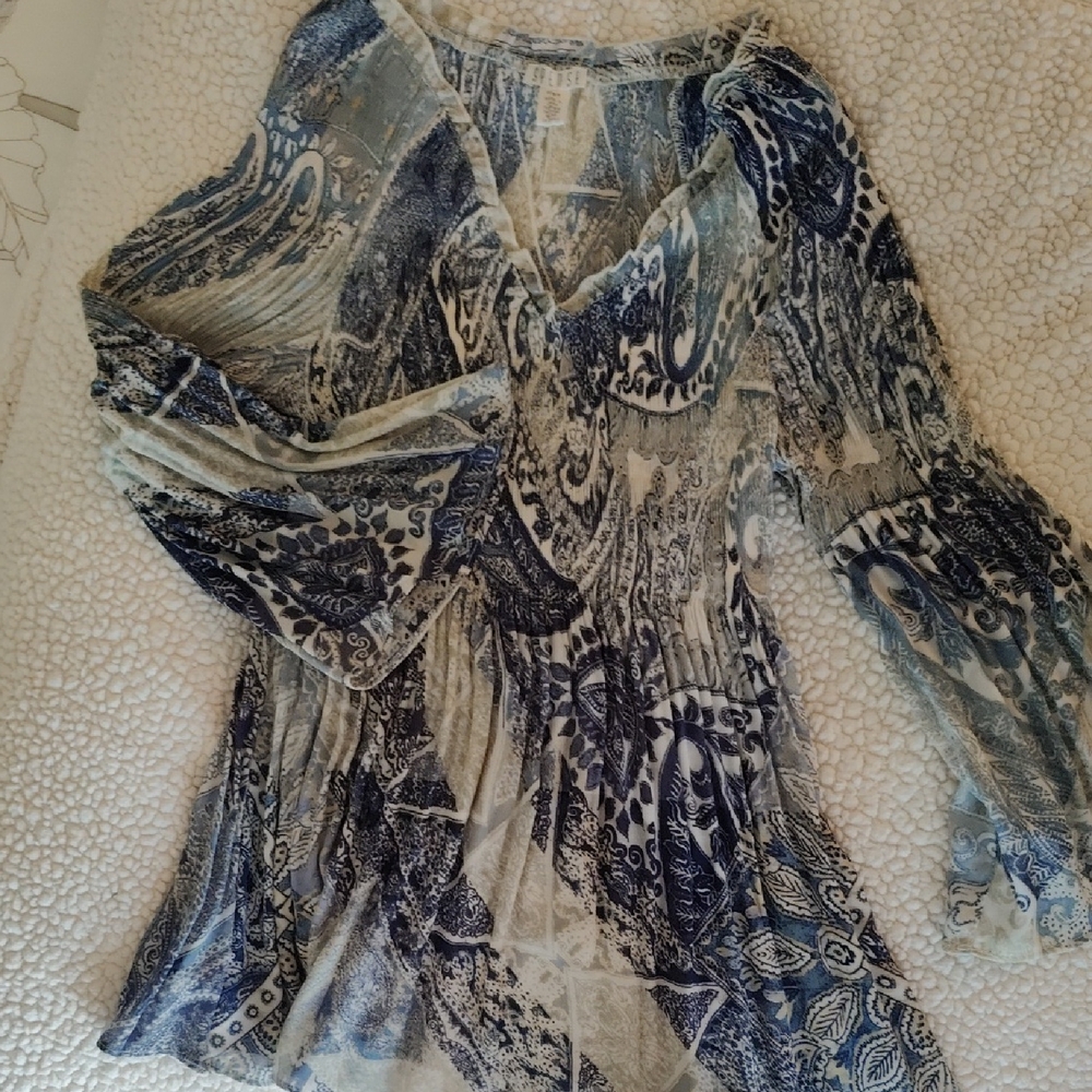 Spense Blue and Cream Patterned Blouse
